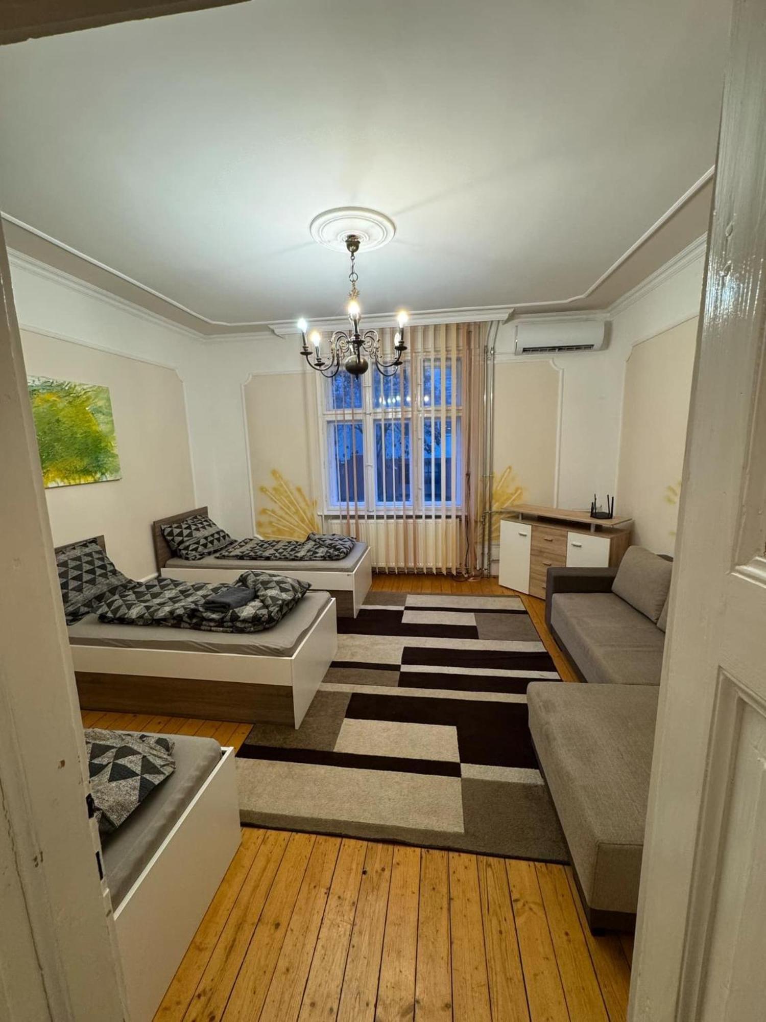 Kuriozum Vendeghaz Hotel Szeged Buitenkant foto