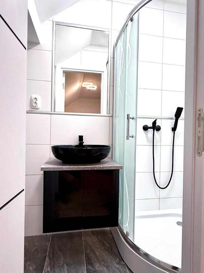 Kuriozum Vendeghaz Hotel Szeged Buitenkant foto