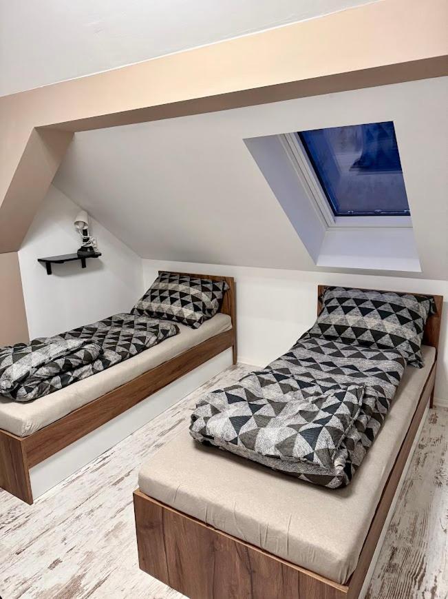 Kuriozum Vendeghaz Hotel Szeged Buitenkant foto